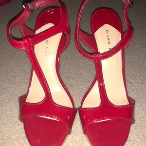 Gianni Bini T-Strap Sandals